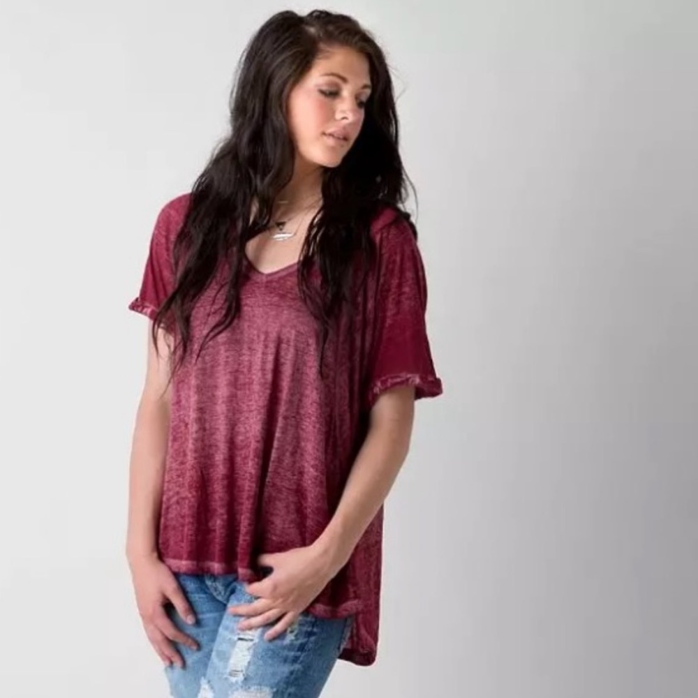 Free‎ People We the Free Burnout V neck short sleeve tee in Cranberry